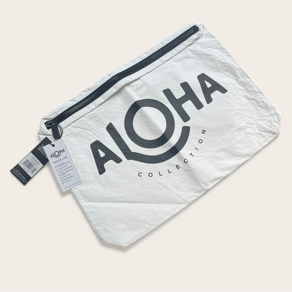 NWT Aloha Collection White Original Max Pouch - Picture 7 of 11